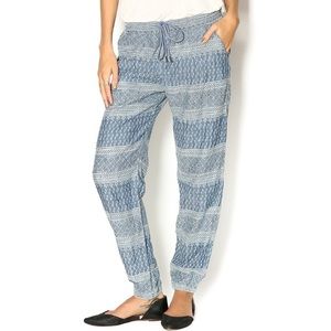 Level99 Jackie jogger in Heritage